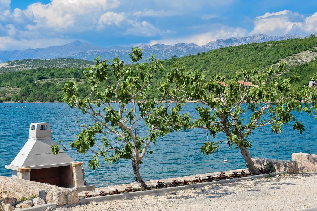 Apartmani Peric Meka Draga Obrovac Exterior foto