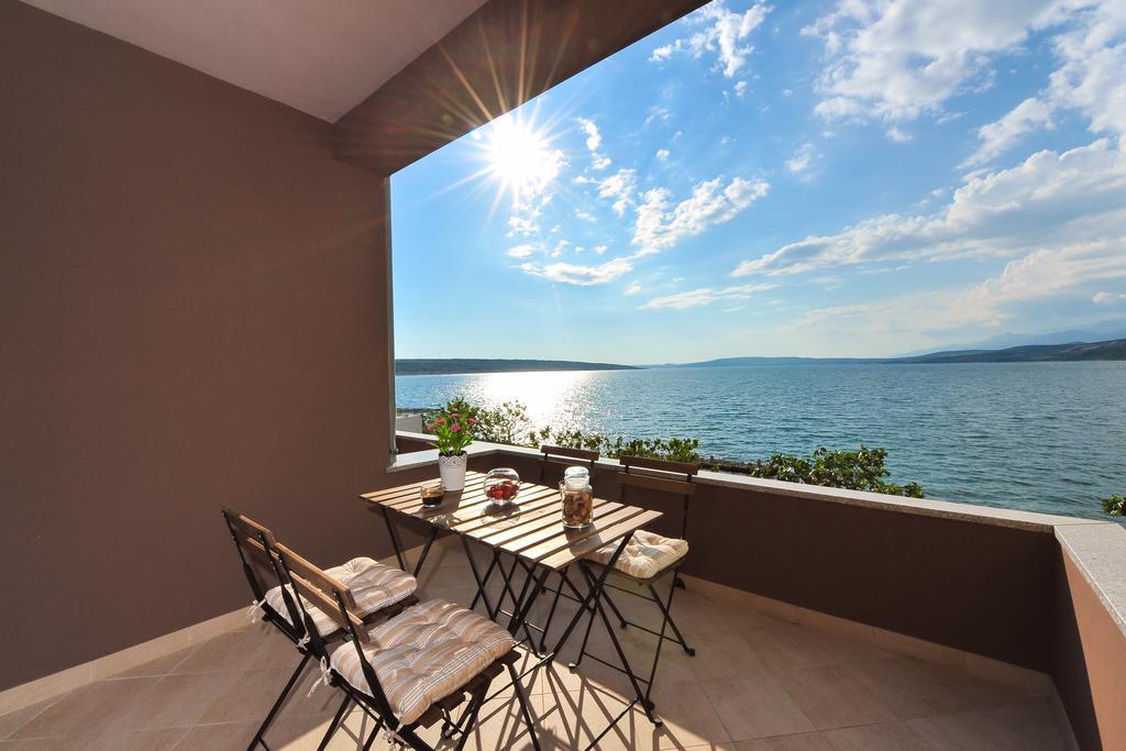 Apartmani Peric Meka Draga Obrovac Exterior foto
