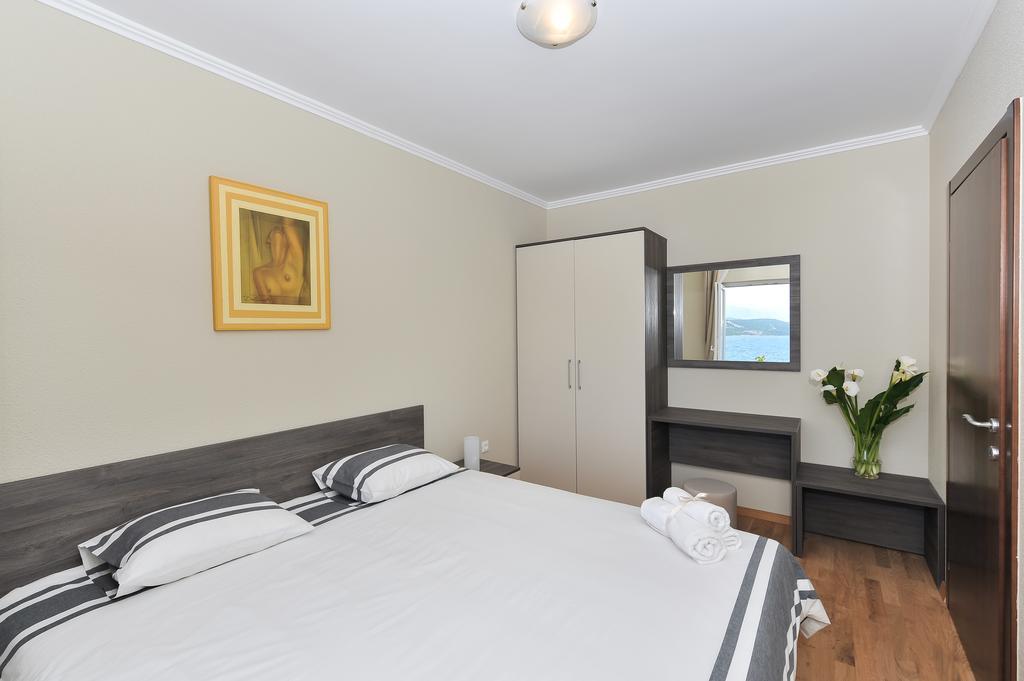 Apartmani Peric Meka Draga Obrovac Exterior foto