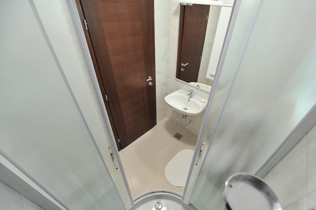Apartmani Peric Meka Draga Obrovac Exterior foto