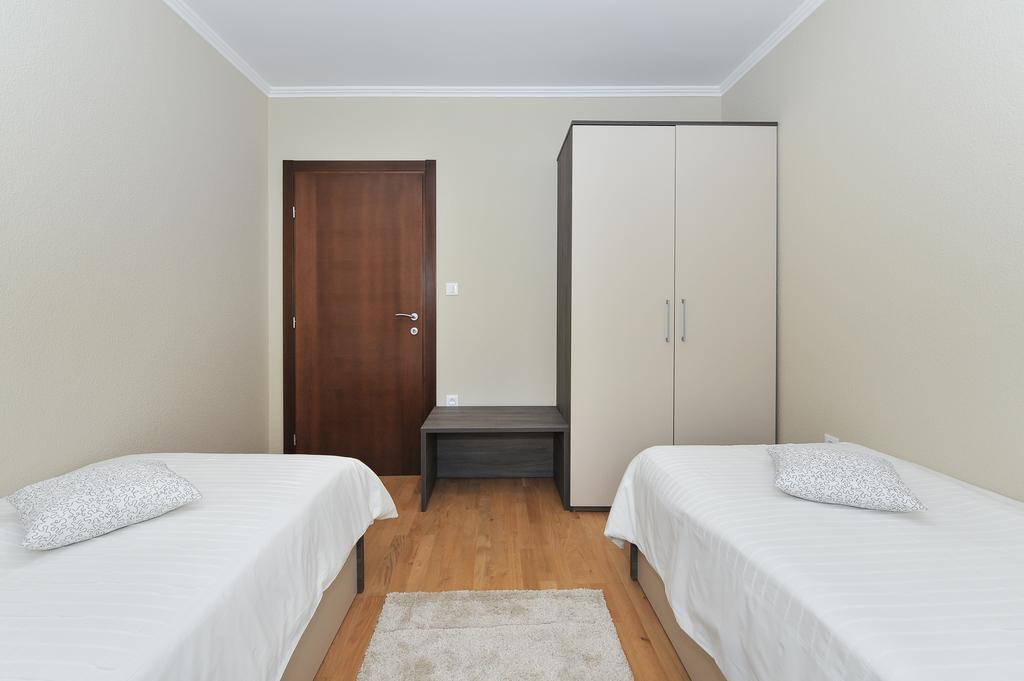 Apartmani Peric Meka Draga Obrovac Exterior foto
