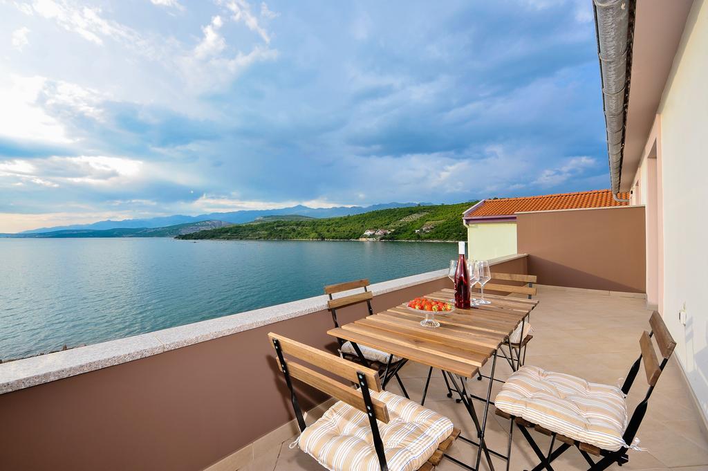 Apartmani Peric Meka Draga Obrovac Exterior foto